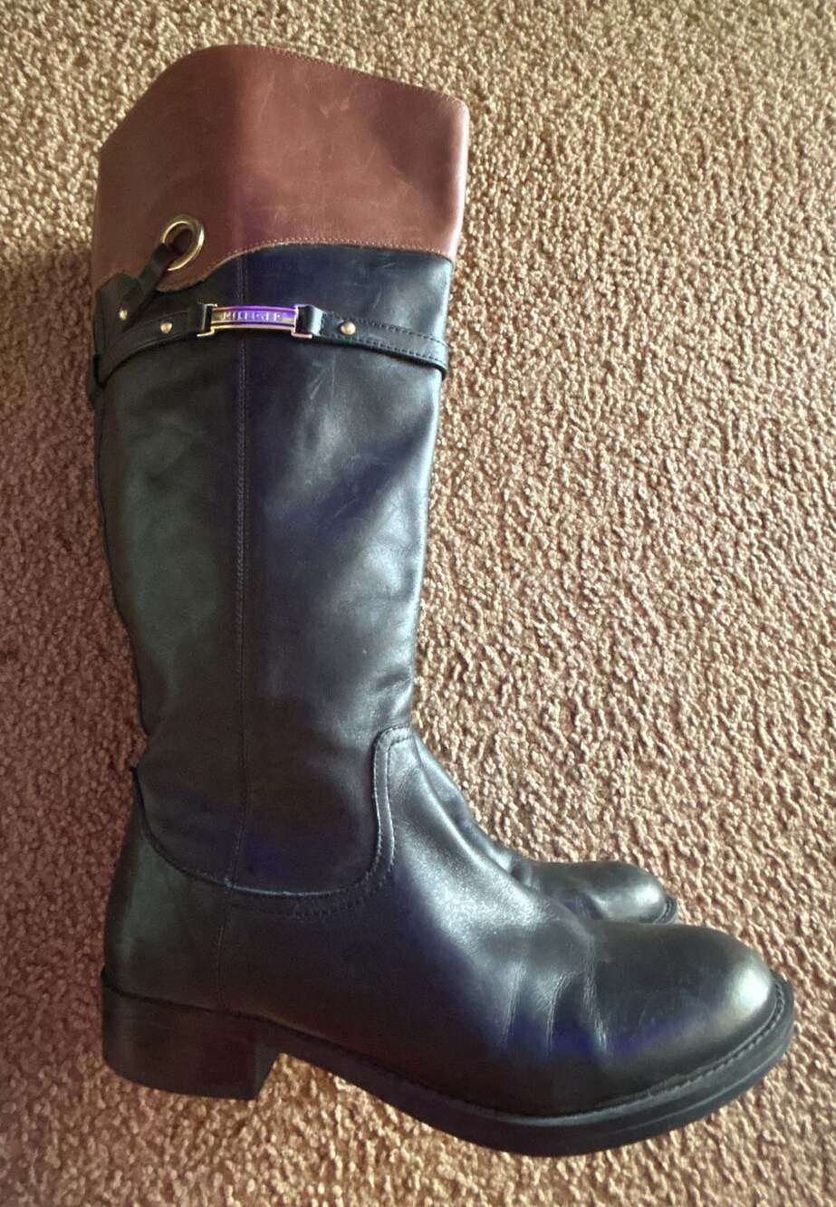 Tommy Hilfiger Women's Delphy Leather Two-Tone Riding Boots Black Tan Size 7M